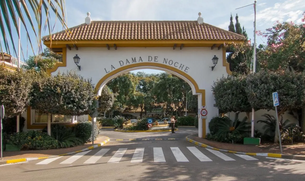 Apartment Puerto Banus Paradise 4 Dormitorios Dama De Noche Marbella