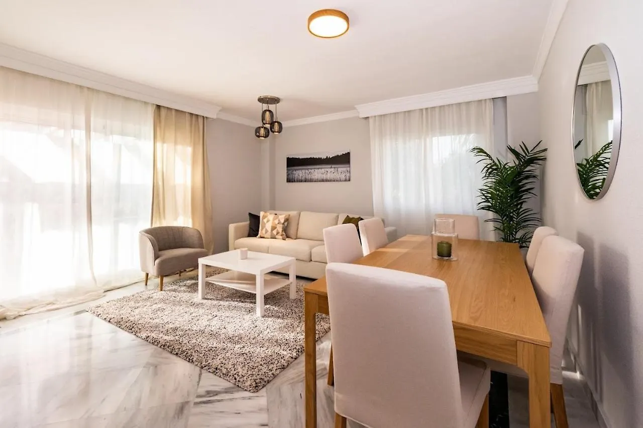 Apartment Puerto Banus Paradise 4 Dormitorios Dama De Noche Marbella