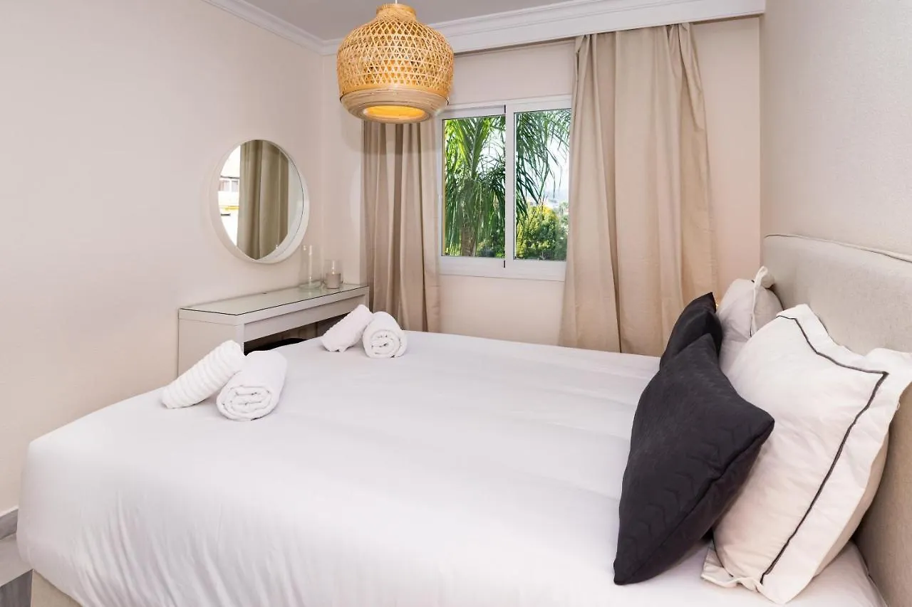 Apartment Puerto Banus Paradise 4 Dormitorios Dama De Noche Marbella